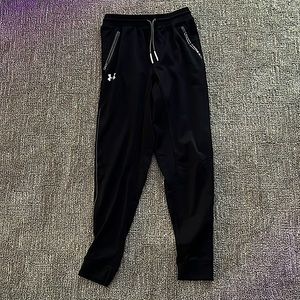 Boys Under Armour pants.